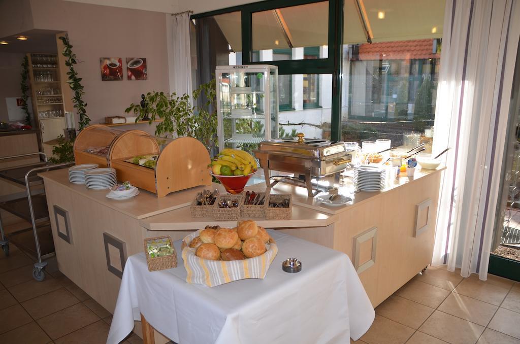 velcrea Hotel Willebadessen Exterior foto